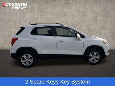 Used 2017 Chevrolet Trax LT w/ LT Convenience Package image 10