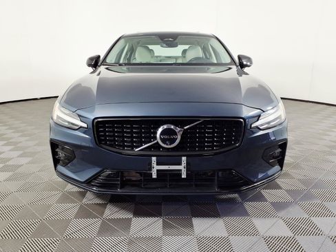 Used 2024 Volvo S60 B5 Plus AWD/4WD image 2