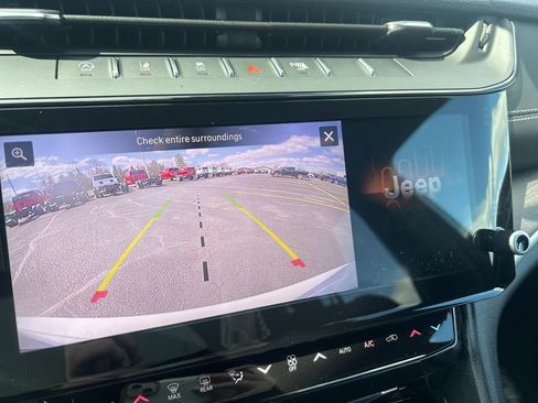 New 2026 Jeep Grand Cherokee Altitude AWD/4WD image 16