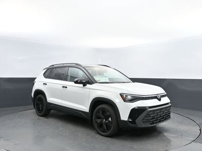 New 2025 Volkswagen Taos SE