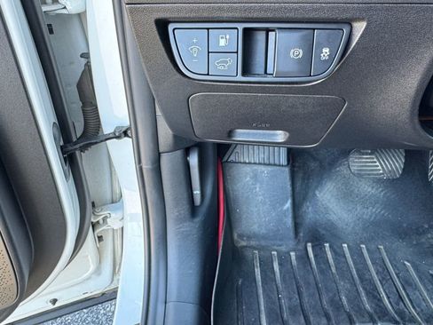 Used 2022 Kia EV6 Wind w/ Wind Technology Package image 18