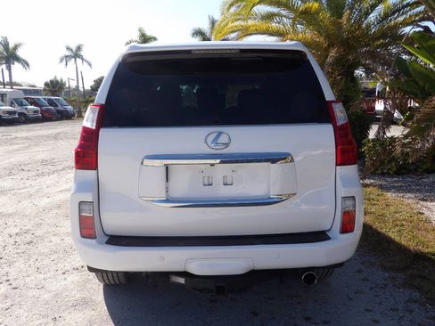 Used 2011 Lexus GX 460 Base AWD 4dr SUV image 6