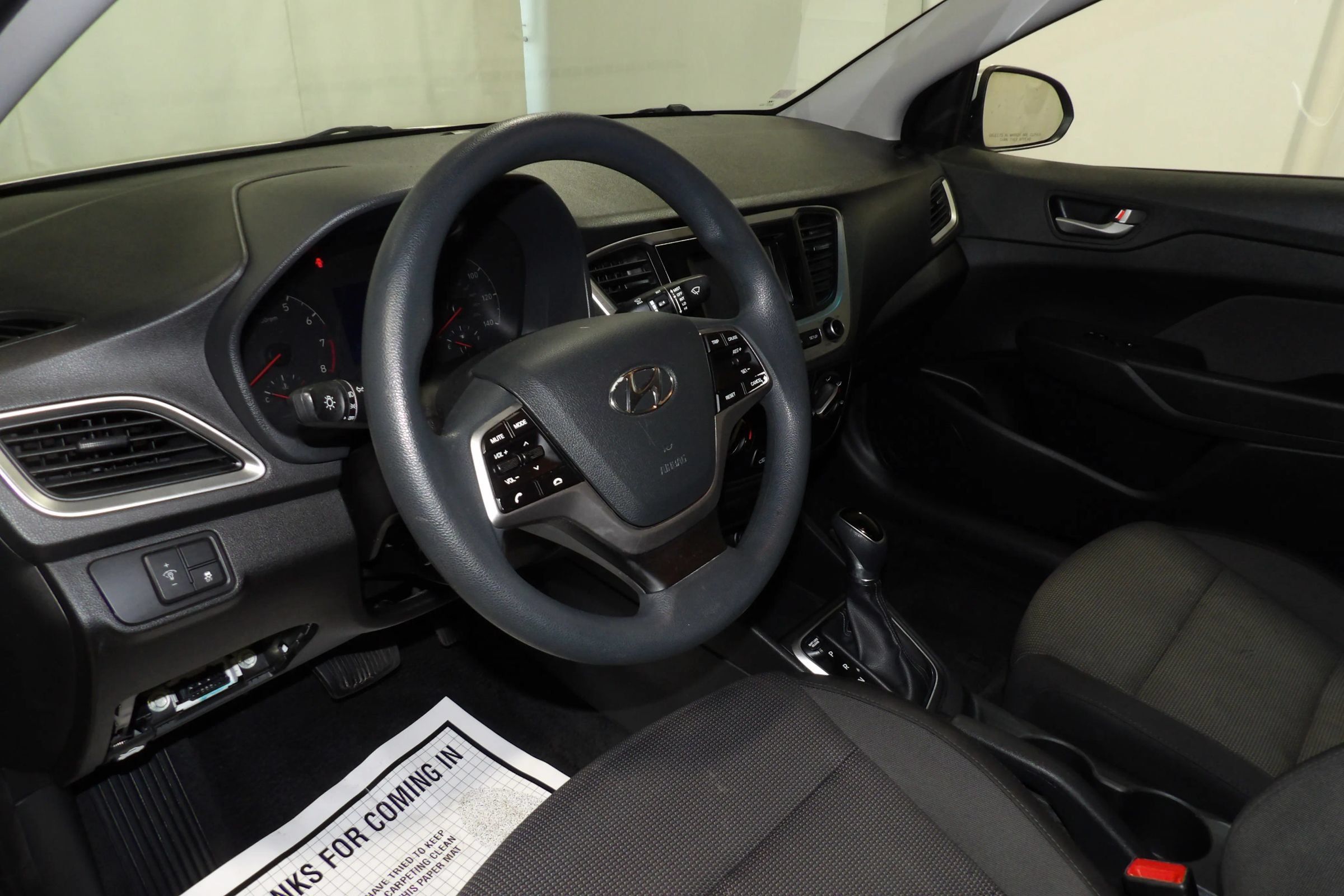 Used 2018 Hyundai Accent SE FWD image 9