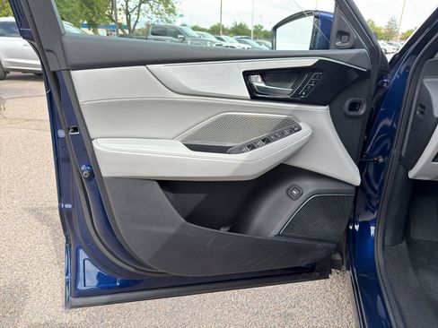 Certified 2023 Acura MDX SH-AWD w/ Technology Package image 9