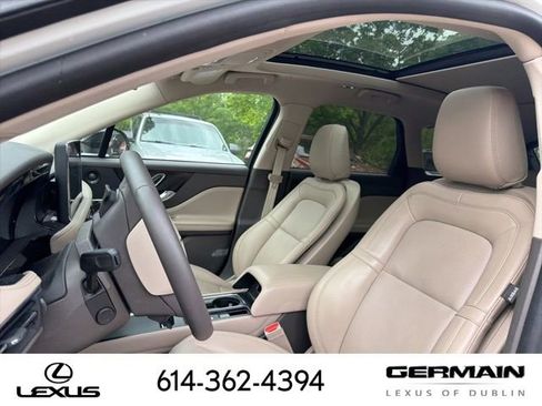 Used 2024 Lincoln Corsair AWD w/ Equipment Group 102A image 17