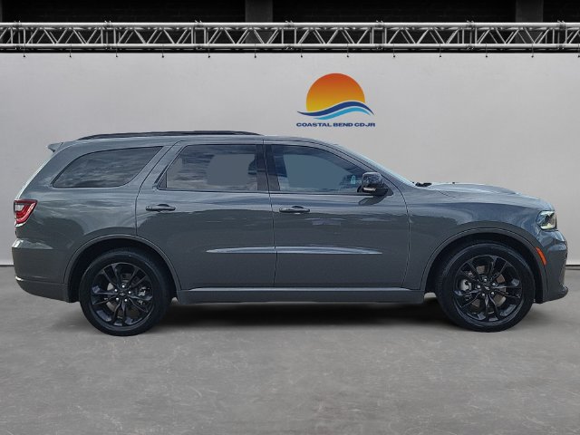 Used 2023 Dodge Durango GT RWD image 4