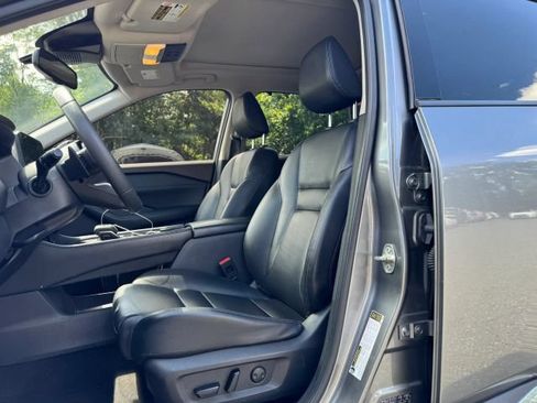 Used 2021 Nissan Rogue SL w/ Premium Package AWD/4WD image 17