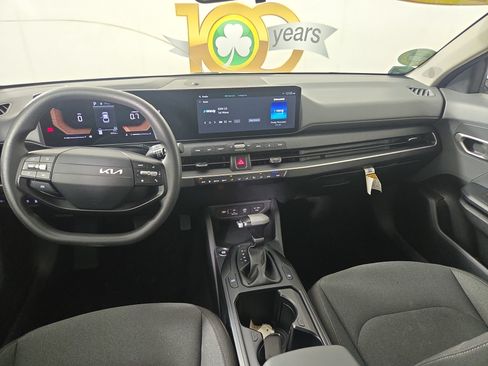 Used 2026 Kia K4 FWD image 13