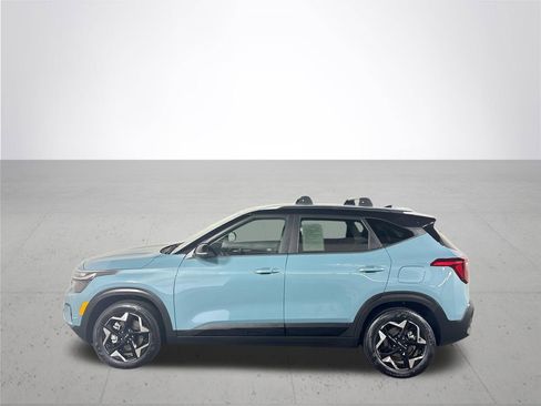 Used 2025 Kia Seltos S image 9