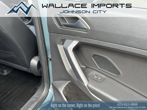 Used 2020 Volkswagen Tiguan SE w/ Panoramic Sunroof Package AWD/4WD image 42