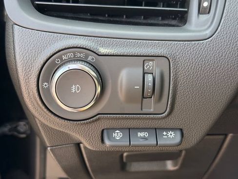 Used 2020 Buick Envision Premium w/ Driver Confidence Package AWD/4WD image 31
