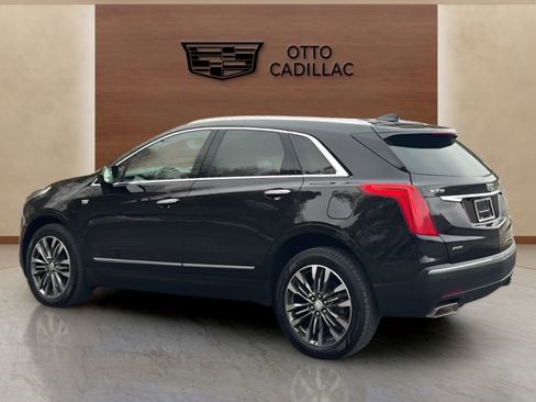 Used 2018 Cadillac XT5 Premium Luxury w/ Driver Assist Package image 3