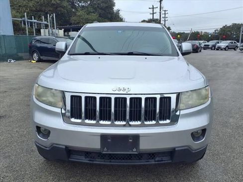 Used 2013 Jeep Grand Cherokee Laredo RWD image 4