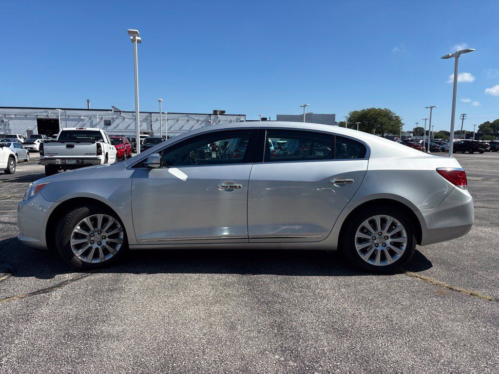 Used 2013 Buick LaCrosse Leather FWD image 3
