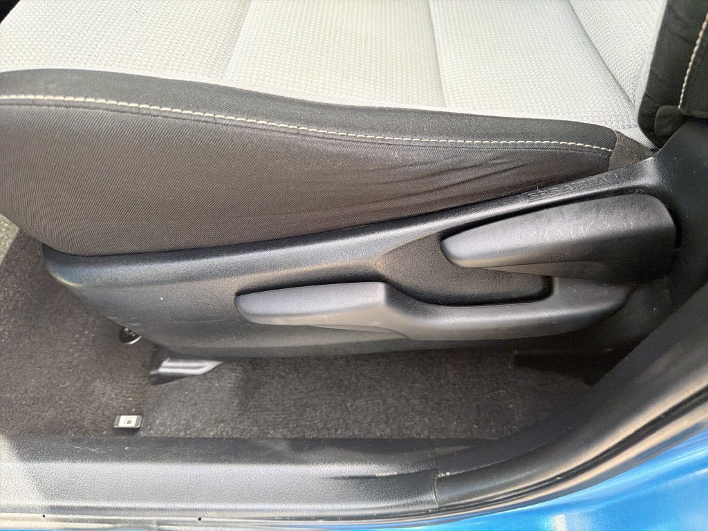 Used 2018 Toyota RAV4 XLE FWD image 21