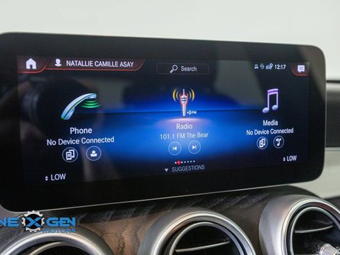 Used 2021 Mercedes-Benz GLC 300 4MATIC image 21