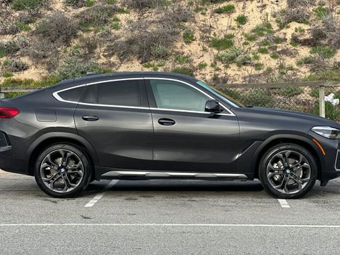 Used 2023 BMW X6 xDrive40i w/ Climate Comfort Package image 6
