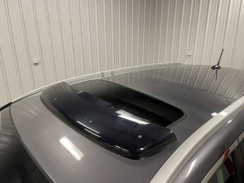 Used 2016 Honda CR-V Touring image 12