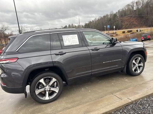 Used 2023 Jeep Grand Cherokee 4WD 4xe w/ Luxury Tech Group II image 5