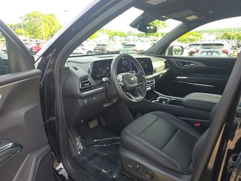 Used 2026 Chevrolet Traverse LT AWD/4WD image 15