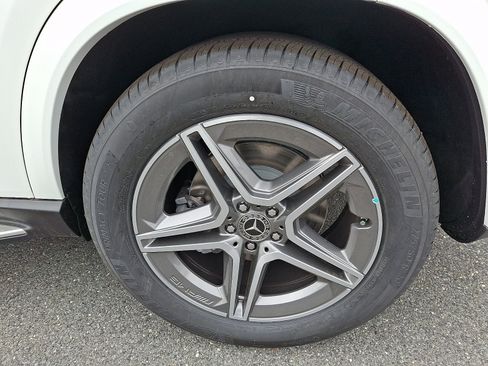 Used 2026 Mercedes-Benz GLE 350 4MATIC image 5