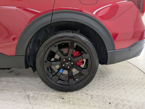 Used 2022 Ford Explorer ST w/ Equipment Group 401A image 10