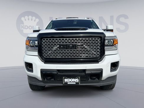 Used 2017 GMC Sierra 2500 Denali w/ Duramax Plus Package image 10