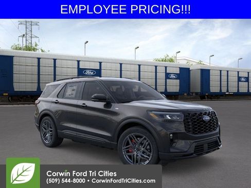 New 2026 Ford Explorer ST-Line w/ ST-Line Street Pack AWD/4WD image 1
