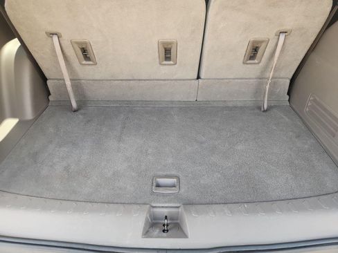 Certified 2019 Chevrolet Traverse LT FWD image 14