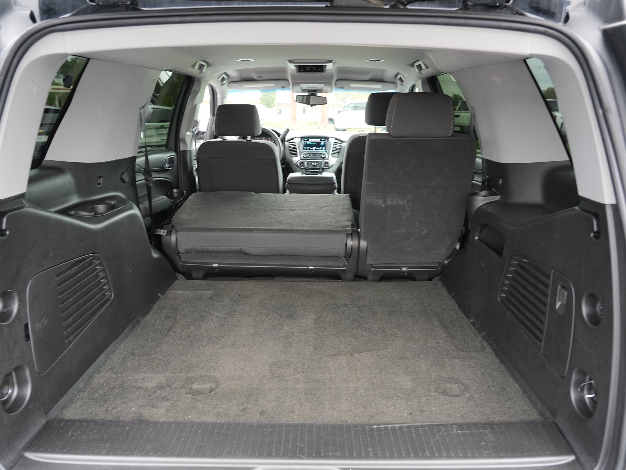 Used 2018 Chevrolet Tahoe LS w/ Skid Plate Package AWD/4WD image 26