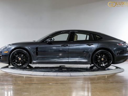 Used 2023 Porsche Panamera 4 Platinum Edition image 13