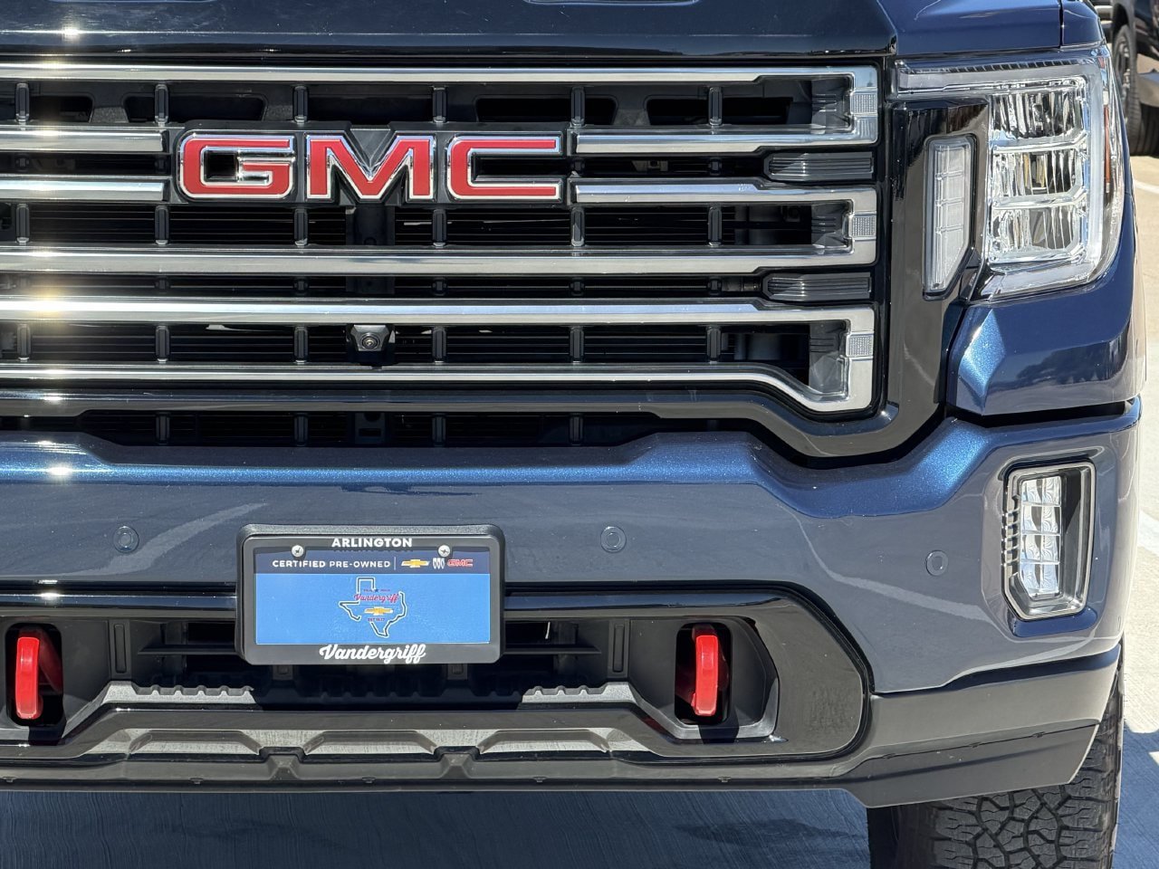 Used 2023 GMC Sierra 3500 AT4 w/ AT4 Premium Plus Package AWD/4WD image 7