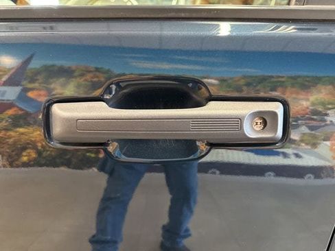 Used 2022 Ford Maverick XLT w/ Equipment Group 300A Standard image 17