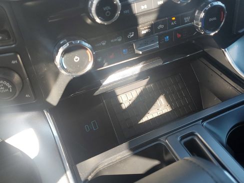 Used 2024 Ford F150 Platinum w/ Equipment Group 702A High image 13