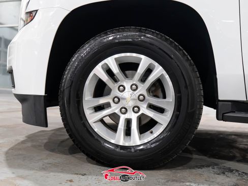 Used 2018 Chevrolet Tahoe LS w/ Enhanced Driver Alert Package image 9