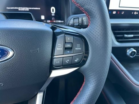 Certified 2025 Ford Explorer ST-Line RWD image 17
