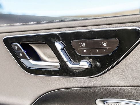 New 2025 Mercedes-Benz C 300 4MATIC Sedan image 22