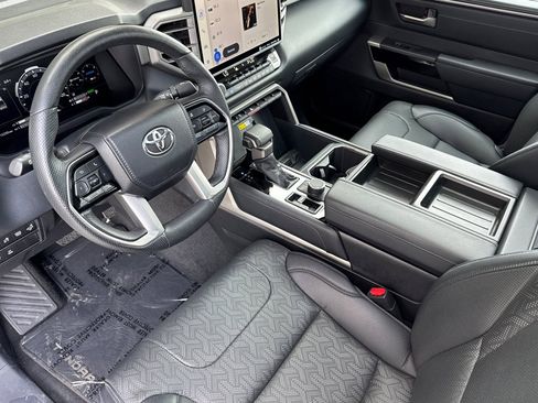 Used 2023 Toyota Tundra Limited image 9