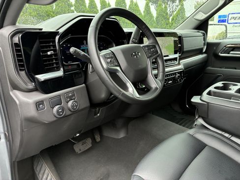 Used 2026 Chevrolet Silverado 1500 RST RWD image 23