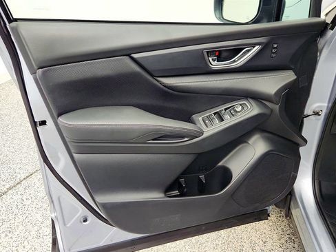 Used 2023 Subaru Ascent Limited image 10