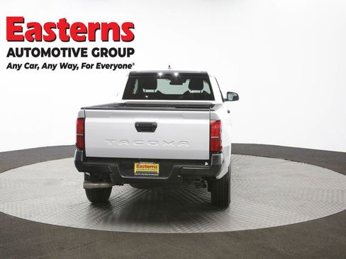 Used 2024 Toyota Tacoma SR image 34