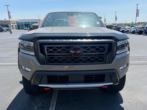 Used 2023 Nissan Frontier PRO-4X w/ Pro-4X Premium Package AWD/4WD image 2