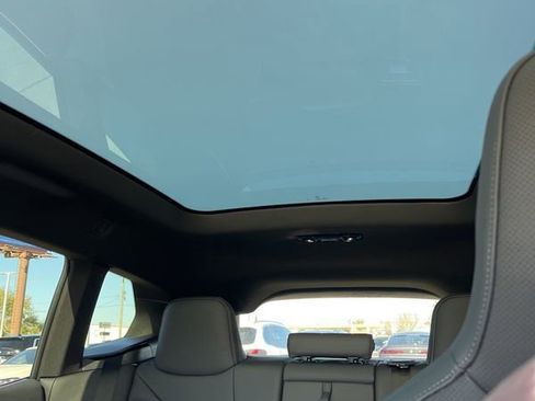 Used 2025 BMW iX xDrive50 w/ Sport Package image 22