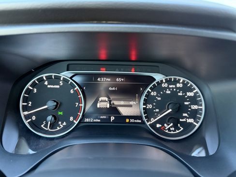 Used 2025 Nissan Rogue SV image 18