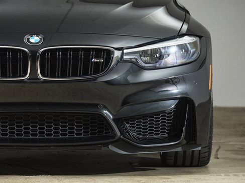 Used 2018 BMW M3 RWD image 15