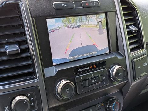 Used 2020 Ford F150 XLT w/ Equipment Group 302A Luxury AWD/4WD image 14