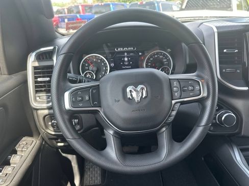New 2026 RAM 1500 Express AWD/4WD image 15