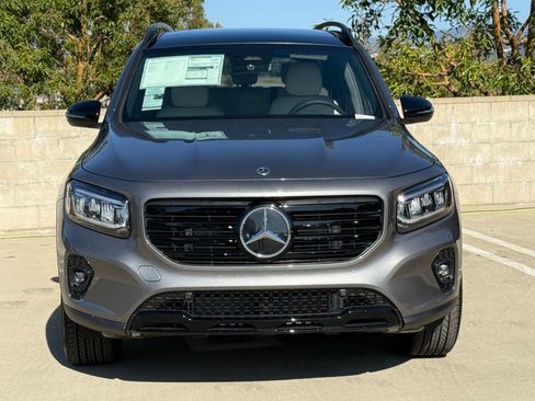 New 2026 Mercedes-Benz GLB 250 image 4