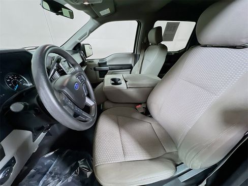 Used 2018 Ford F150 XLT image 18