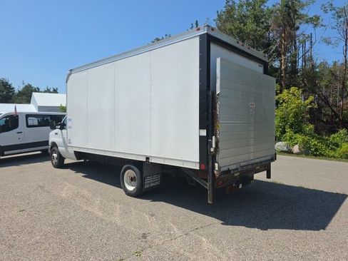 Used 2024 Ford E-350 and Econoline 350 Super Duty w/ Power Windows & Locks Group RWD image 2